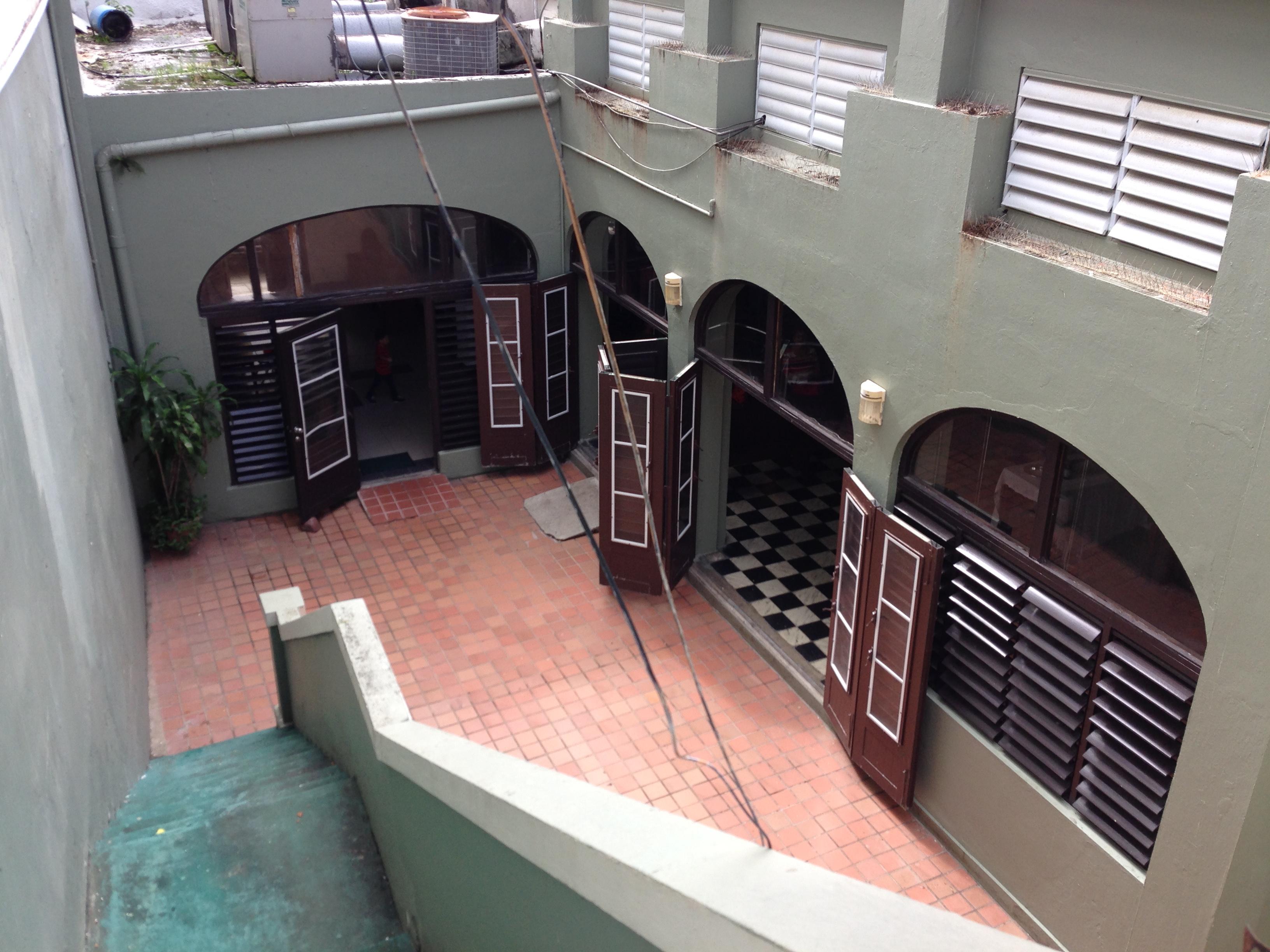 Calle de la Fortaleza 61 - Iglesia Presbiteriana Hugh O’Neill Memorial - San Juan (Viejo San Juan) - 2015 00012